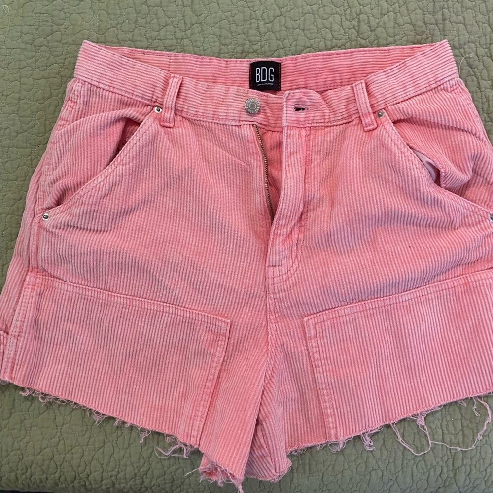 Pink BDG shorts size 29/30